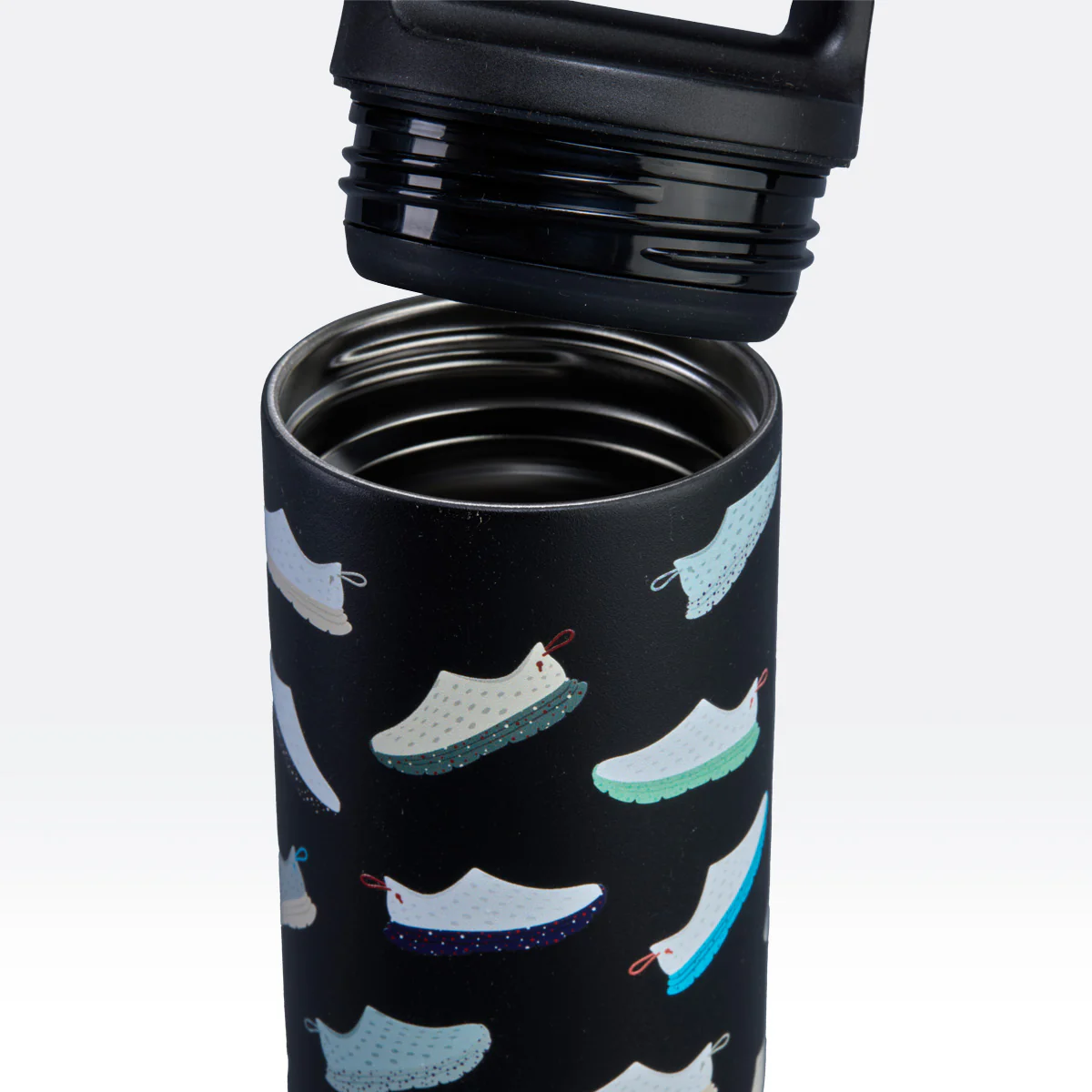 KANE x MiiR 20 oz. Water Bottle - Black AOP - Image 3